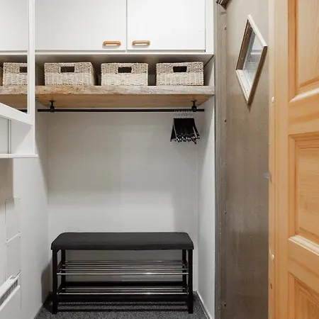 Lilla Loimu, 2 Skipasses Ruka-pyhae Included, Skibus Doorstep *