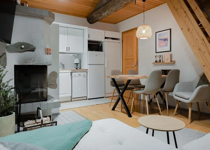 Lilla Loimu, 2 Skipasses Ruka-pyhae Included, Skibus Doorstep Ruka